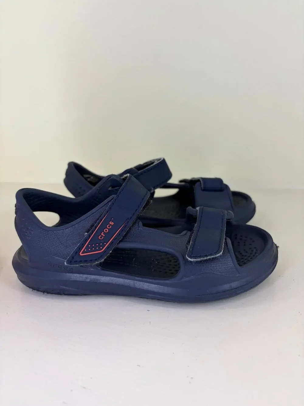CROCS Boys Navy Blue Sandals size 8